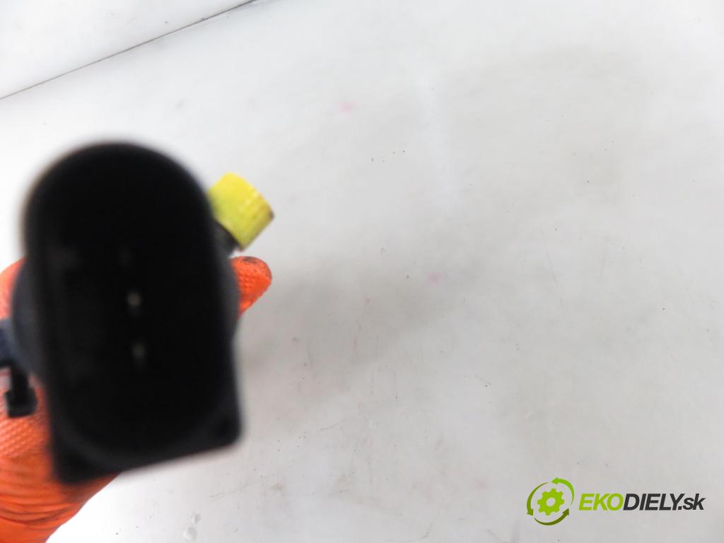 MERCEDES-BENZ KLASA E T-Model (S211) KOMBI 2004 130,00 E 270 T CDI 177 - OM 647.961 2685,00 Lišta vstrekovacia 6120700195 ; 6110780449 ; 0281002504 (Vstrekovacie lišty)