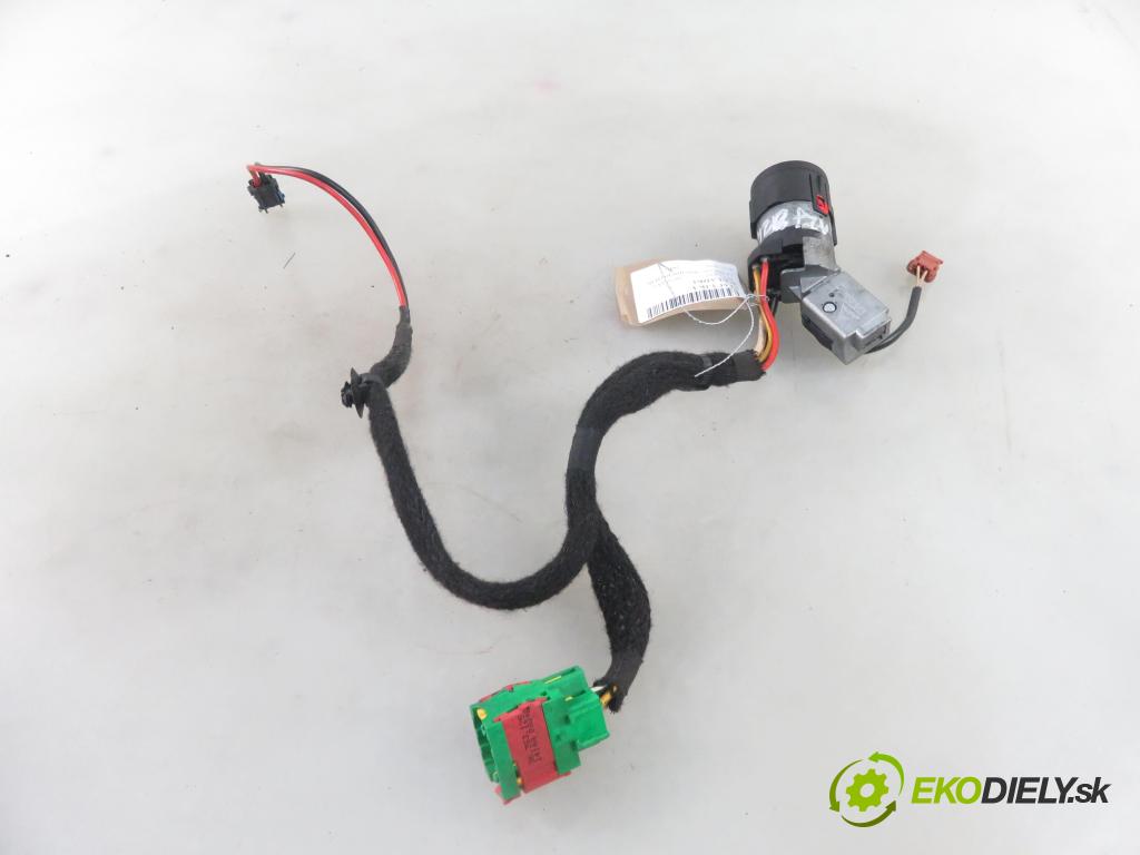 PEUGEOT 307 (3A/C) HB 2003 79,00 2.0 HDi 110 - RHS 1997,00 spinačka 9648445180 (Spínacie skrinky a kľúče)