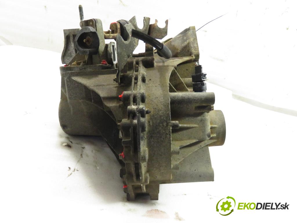 FORD GALAXY (WGR) MINIVAN 2001 85,00 2.0 i DOHC 116 - NSE 1998,00 Prevodovka MANUALNA YM2R7002CER