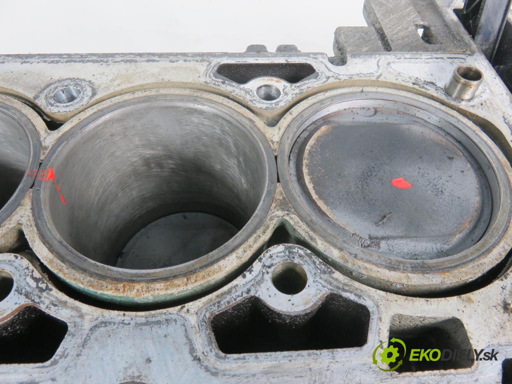 OPEL VECTRA C GTS (Z02) LIFTBACK 2004 108,00 2.2 16V - Z 22 SE 2198,00 blok Motor Z22SE (Blok motora)