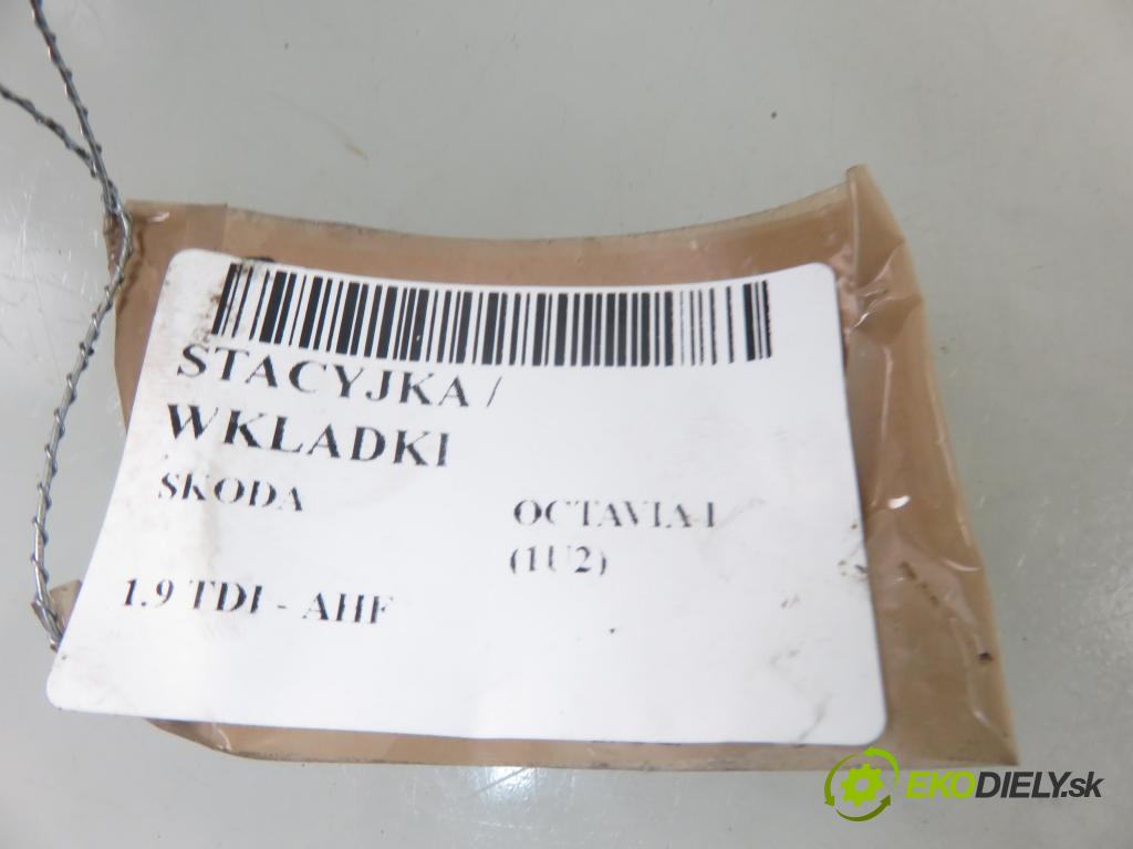 SKODA OCTAVIA I (1U2) LIFTBACK 1999 81,00 1.9 TDI - AHF 1896,00 spinačka 4B0905851B (Spínacie skrinky a kľúče)
