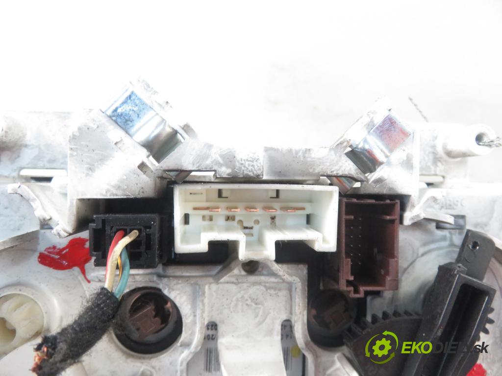 PEUGEOT PARTNER Skrzynia FURGON 2010 55,00 1.6 HDi - 9HT (DV6BTED4) 1560,00 Panel kúrenia KLIMATIZACE: 1400153380