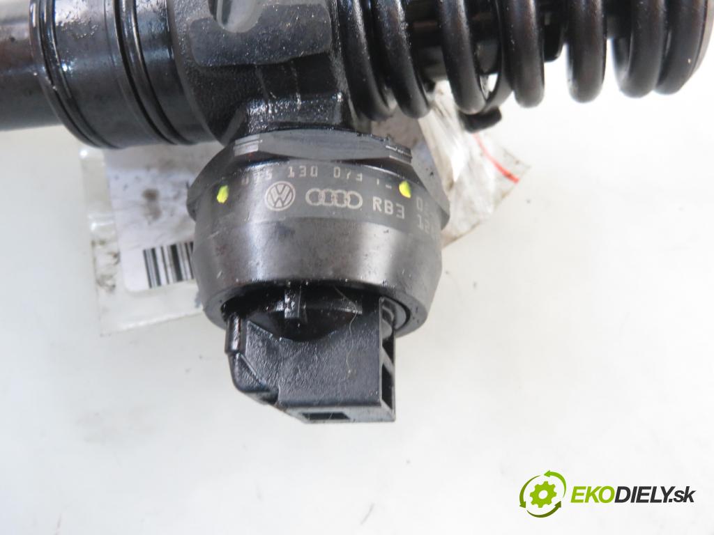 AUDI A2 (8Z0) HB 2002 55,00 1.4 TDI - AMF 1422,00 Vstrekovač 045130073T ; 0414720035 (Vstrekovače)