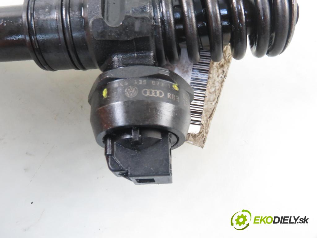 AUDI A2 (8Z0) HB 2002 55,00 1.4 TDI - AMF 1422,00 Vstrekovač 045130073T ; 0414720035 (Vstrekovače)