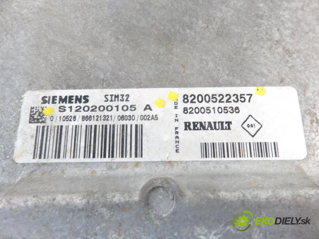 RENAULT CLIO III (BR0/1, CR0/1) HB 2006 55,00 1.2 16V 1149,00 řídící jednotka motora S120200105A ; 8200522357