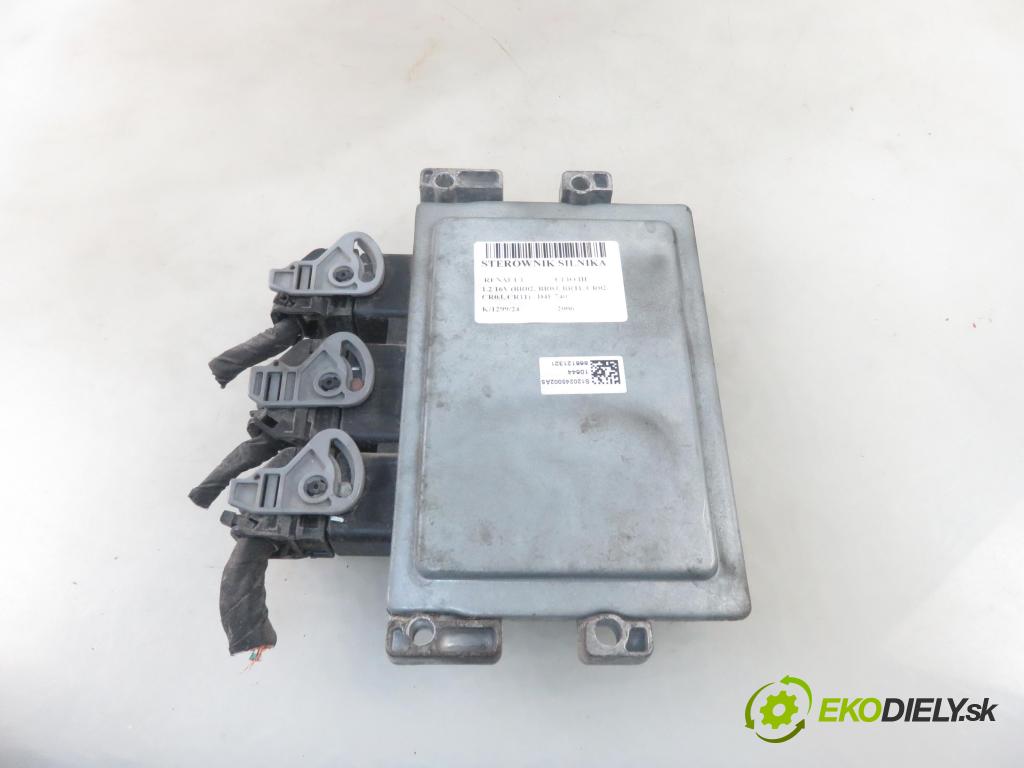RENAULT CLIO III (BR0/1, CR0/1) HB 2006 55,00 1.2 16V 1149,00 řídící jednotka motora S120200105A ; 8200522357