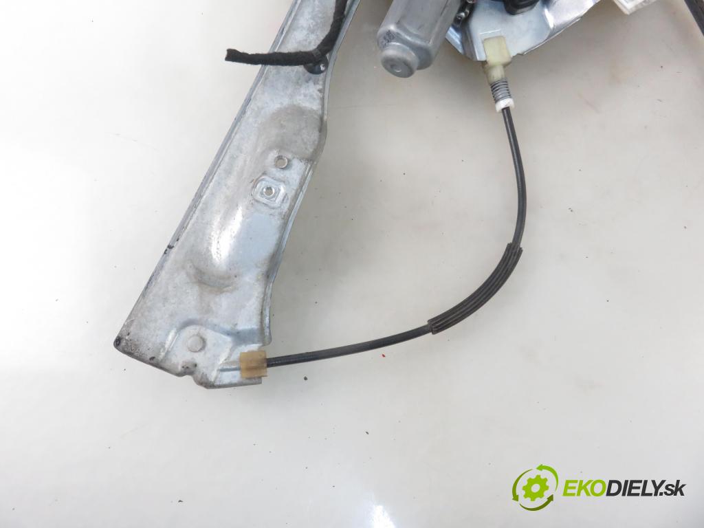RENAULT CLIO III (BR0/1, CR0/1) HB 2006 55,00 1.2 16V 1149,00 mechanismus oken PPE 8200291147