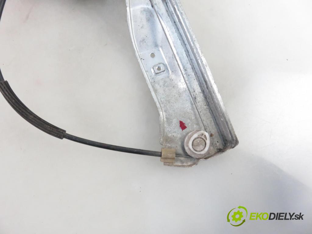 RENAULT CLIO III (BR0/1, CR0/1) HB 2006 55,00 1.2 16V 1149,00 mechanismus oken PPE 8200291147