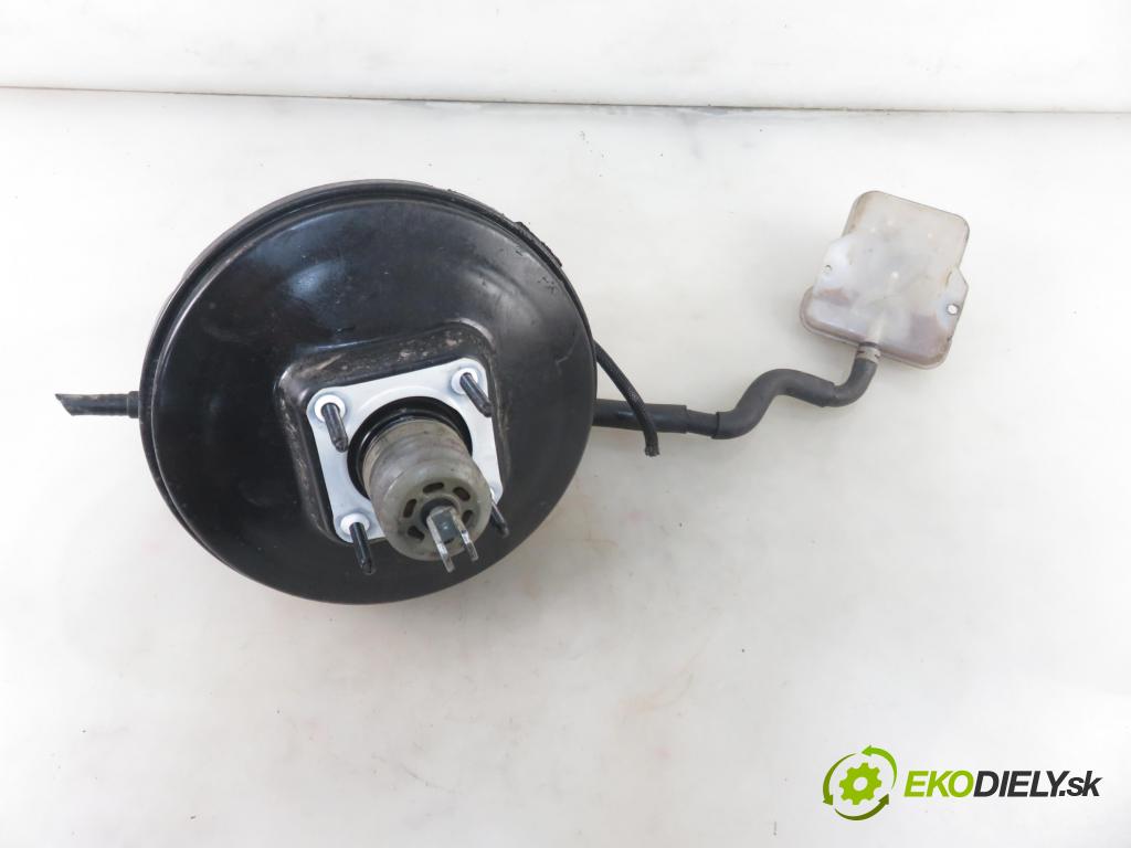 MAZDA 5 (CR19) MINIVAN 2006 81,00 2.0 MZR-CD 110 - RF7J 1998,00 Posilovač CC304395X ; 03786472014 (Servočerpadlá, pumpy riadenia)
