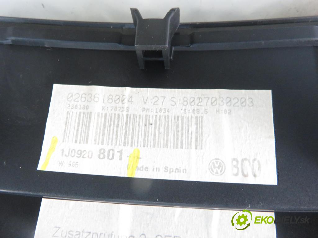 VW GOLF IV (1J1) HB 1999 55,00 1.4 16V 75 - AKQ 1390,00 Prístrojovka elektrický 1J0920801 ; 0263618004