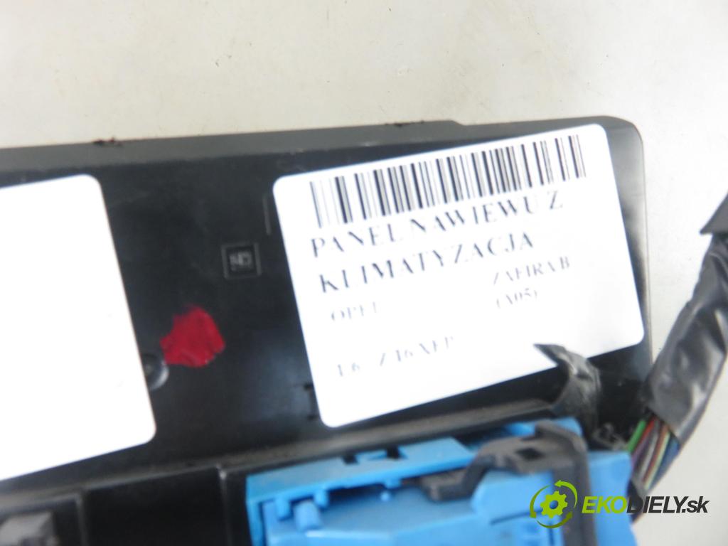 OPEL ZAFIRA B (A05) MINIVAN 2006 77,00 1.6 105 - Z 16 XEP 1598,00 Panel kúrenia KLIMATIZACE: 13168100