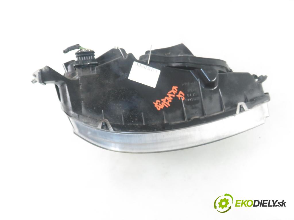FIAT PUNTO (188_) HB 2001 44,00 1.2 60 - 188 A4.000 1242,00 Svetlo LP