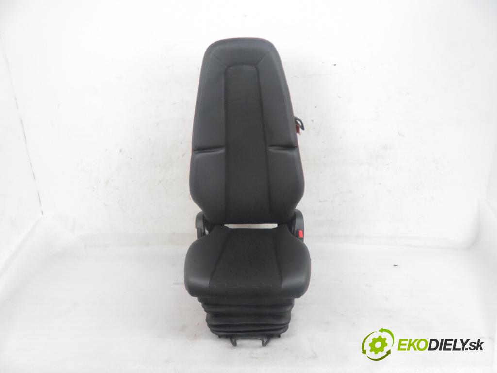 VOLVO FH II CIĄGNIK SIODŁOWY 2018 375,00 500 - D13C500 12777,00 Sedadlo CESTUJÚCI/PP