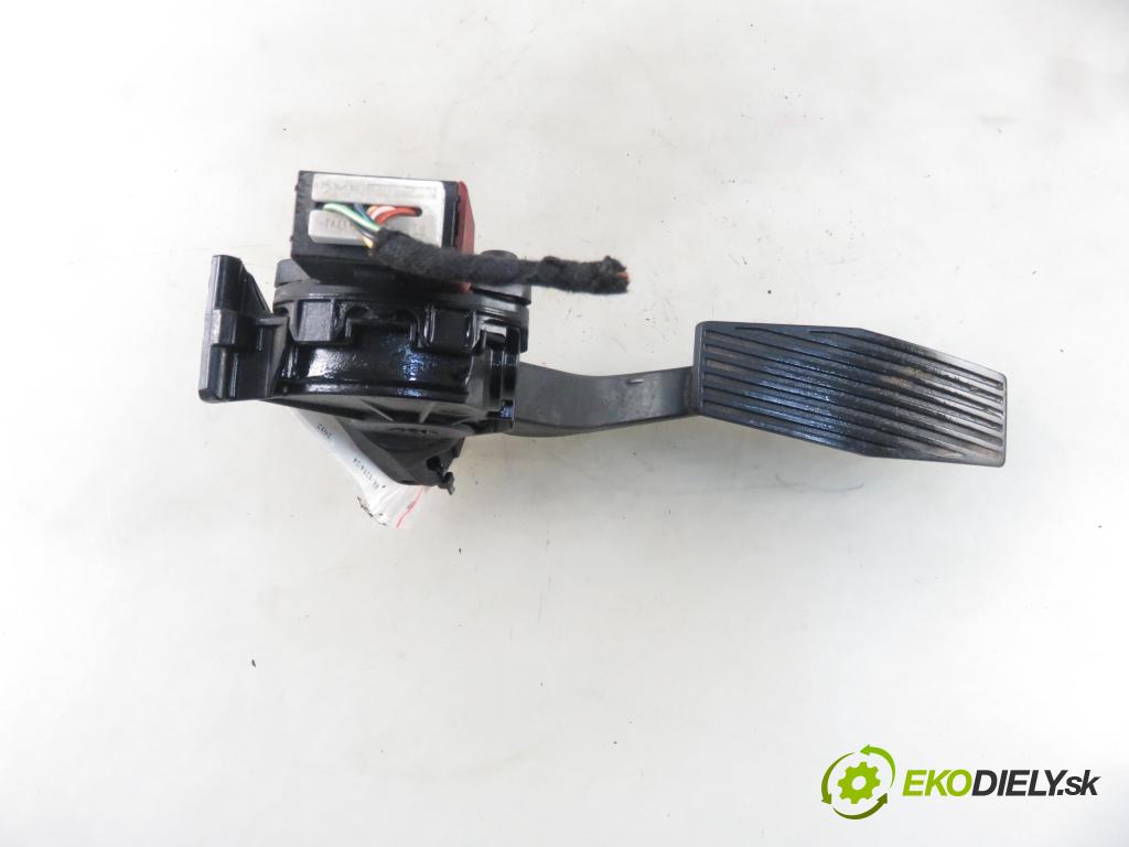 OPEL ZAFIRA TOURER C (P12) MINIVAN 2012 103,00 1.4 - A 14 NET 1364,00 Potenciometer plynu 13253781 ; 6PV00976511 (Pedále)