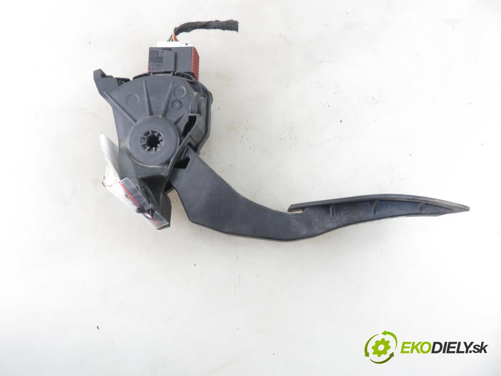 OPEL ZAFIRA TOURER C (P12) MINIVAN 2012 103,00 1.4 - A 14 NET 1364,00 Potenciometer plynu 13253781 ; 6PV00976511 (Pedále)