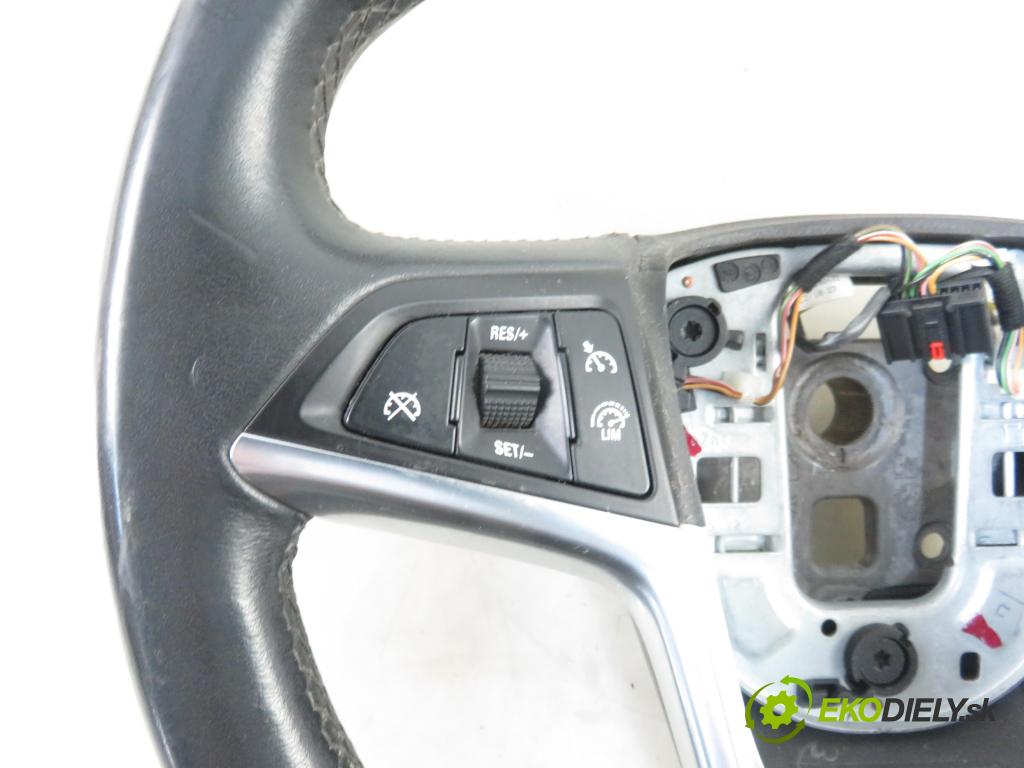 OPEL ZAFIRA TOURER C (P12) MINIVAN 2012 103,00 1.4 - A 14 NET 1364,00 Volant 13351029 (Volanty)