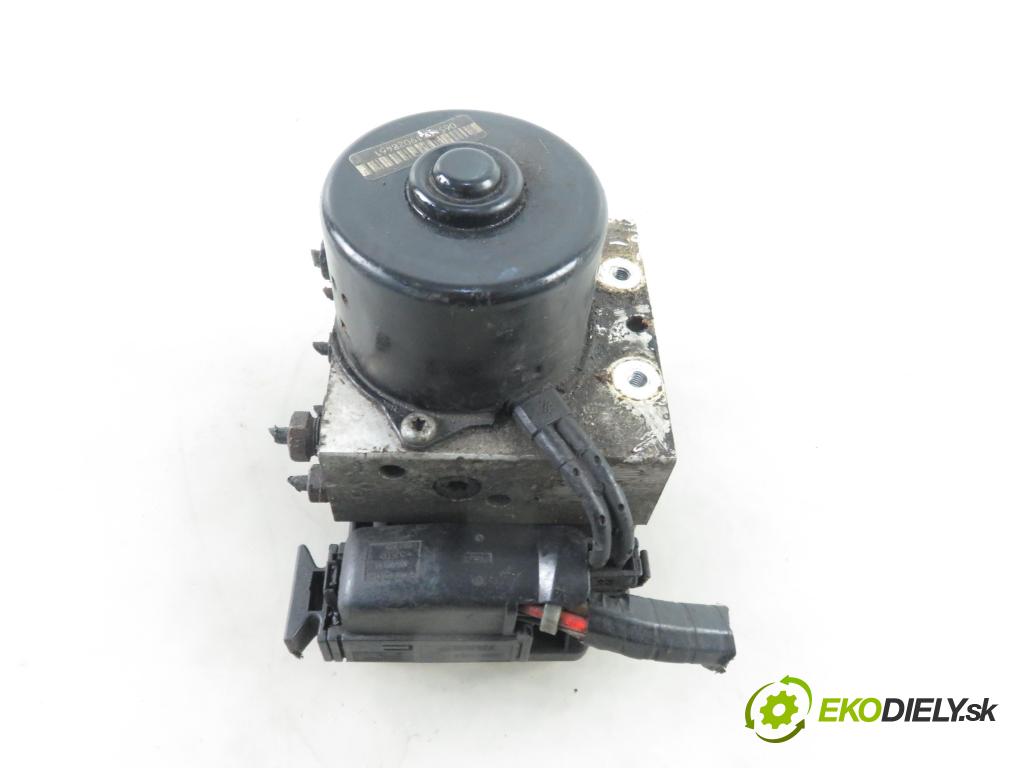 VW GOLF III (1H1) HB 1996 66,00 1.9 TDI 90 - 1Z 1896,00 Pumpa ABS 3A0907379D ; 10094603113 (Pumpy ABS)