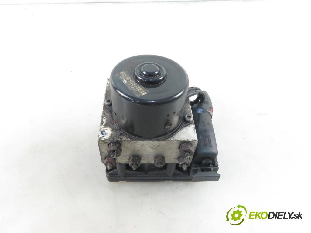 VW GOLF III (1H1) HB 1996 66,00 1.9 TDI 90 - 1Z 1896,00 Pumpa ABS 3A0907379D ; 10094603113 (Pumpy ABS)