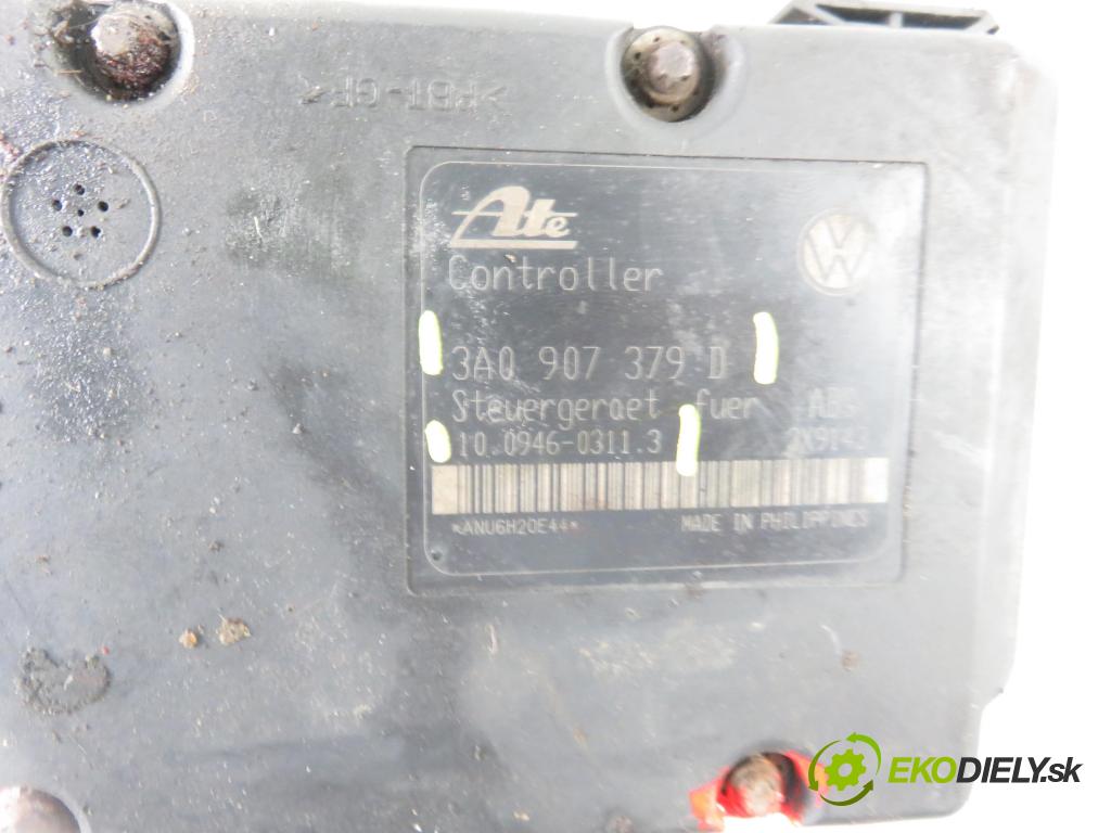 VW GOLF III (1H1) HB 1996 66,00 1.9 TDI 90 - 1Z 1896,00 Pumpa ABS 3A0907379D ; 10094603113 (Pumpy ABS)