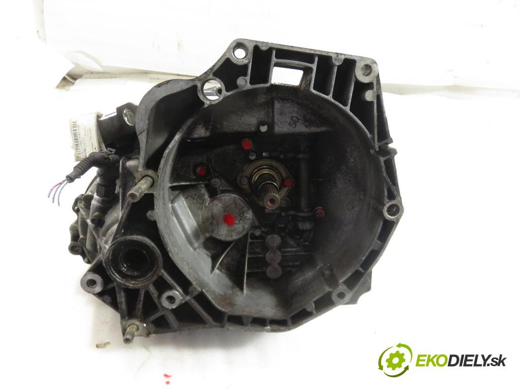 FIAT DOBLO Cargo (223_) FURGON 2005 55,00 1.3 D Multijet - 199 A2.000 1248,00 Prevodovka MANUALNA