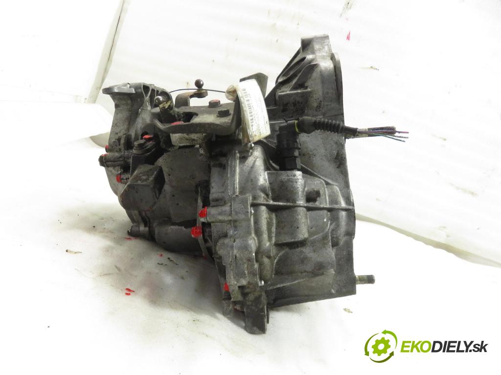FIAT DOBLO Cargo (223_) FURGON 2005 55,00 1.3 D Multijet - 199 A2.000 1248,00 Prevodovka MANUALNA