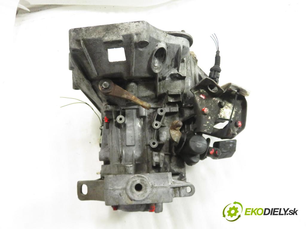 FIAT DOBLO Cargo (223_) FURGON 2005 55,00 1.3 D Multijet - 199 A2.000 1248,00 Prevodovka MANUALNA