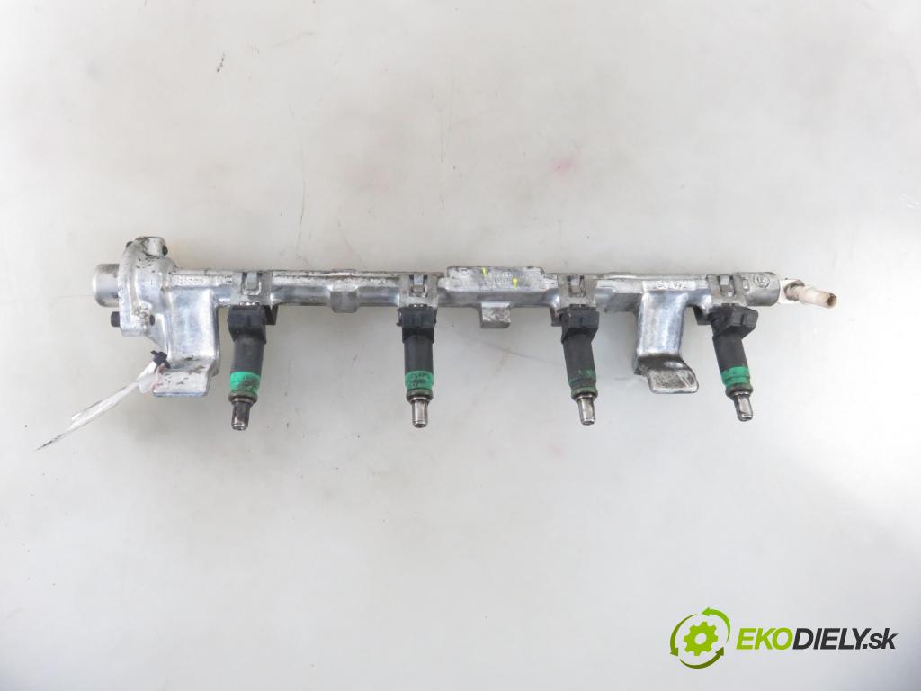 FORD FOCUS II (DA_, HCP) HB 2005 74,00 1.6 - HWDA 1596,00 Lišta vstrekovacia 98MFBB ; 9D2809H487 (Vstrekovacie lišty)