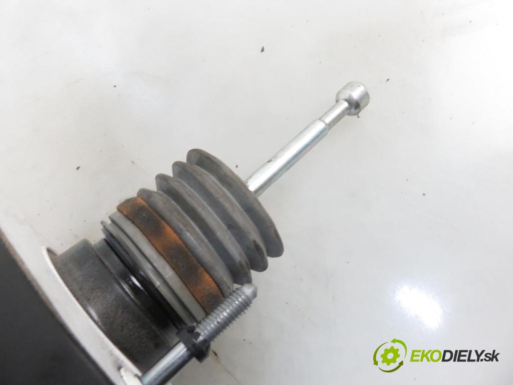 OPEL INSIGNIA A sedan (G09) SEDAN 2008 118,00 2.0 CDTI 160 - A 20 DTH 1956,00 Posilovač 13228183AS (Servočerpadlá, pumpy riadenia)