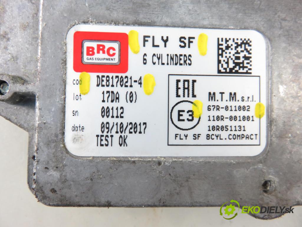 CHRYSLER VOYAGER IV (RG, RS) MINIVAN 2001 128,00 3.3 - EGA 3301,00 Riadiaca jednotka LPG DE8170214 ; 67R011002