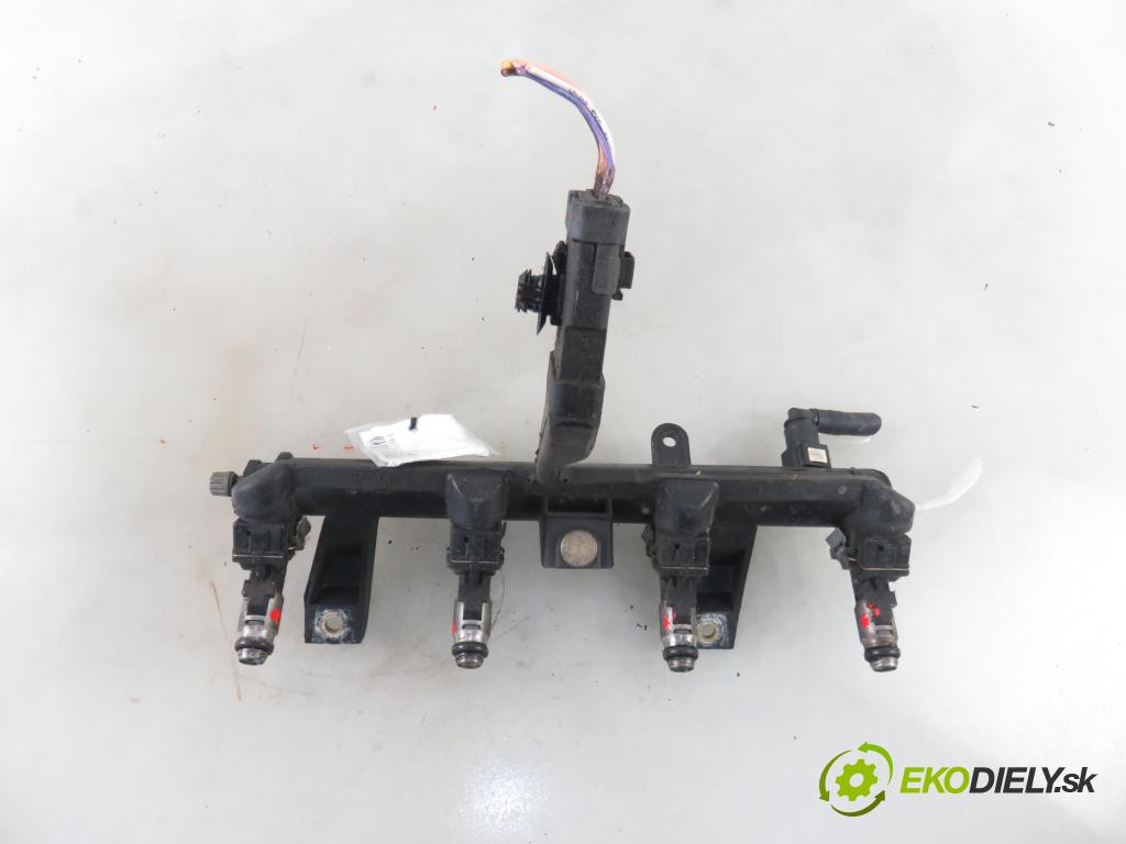 CITROEN C2 (JM_) HB 2003 44,00 1.1 - HFX (TU1JP) 1124,00 Lišta vstrekovacia 9628982980D (Vstrekovacie lišty)