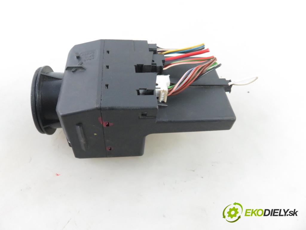 MERCEDES-BENZ VITO / MIXTO Skrzynia (W639) FURGON 2004 110,00 115 CDI 150 - OM 646.982 2148,00 spinačka 6395450108 (Spínacie skrinky a kľúče)