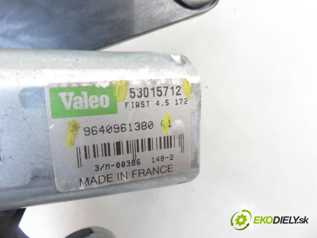 PEUGEOT 307 Break (3E) KOMBI 2002 66,00 2.0 HDI 90 - RHY (DW10TD) 1997,00 motorek stěrače ZADNÍ: 53015712 ; 9640961380