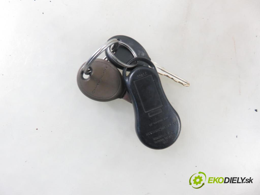 CHRYSLER VOYAGER IV (RG, RS) MINIVAN 2001 0,00 3.3 - EGA 3301,00 spinačka 04690920AB ; P04686665AB (Spínacie skrinky a kľúče)
