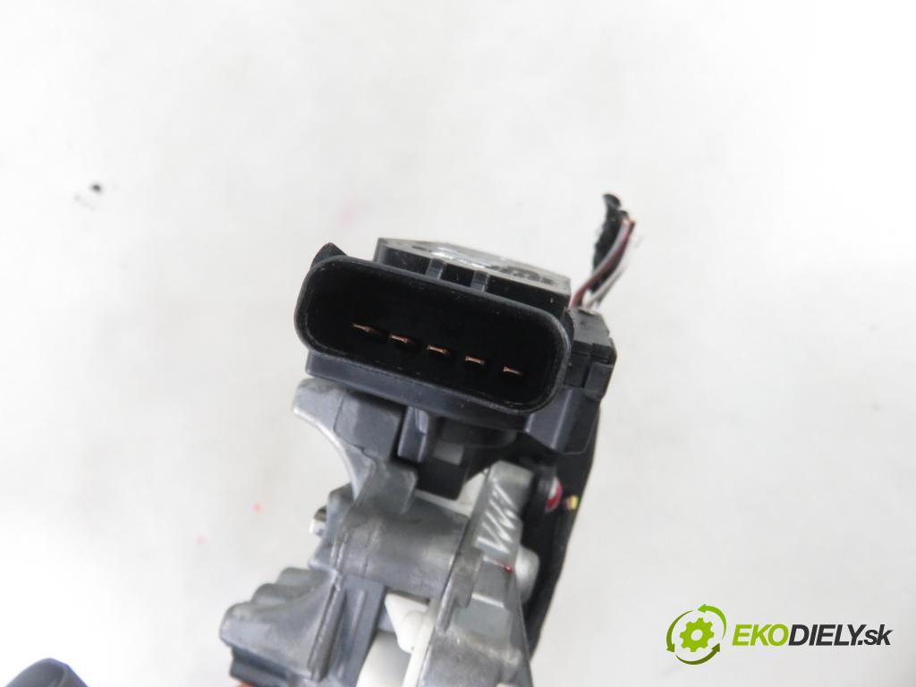 CHRYSLER VOYAGER IV (RG, RS) MINIVAN 2001 0,00 3.3 - EGA 3301,00 spinačka 04690920AB ; P04686665AB (Spínacie skrinky a kľúče)