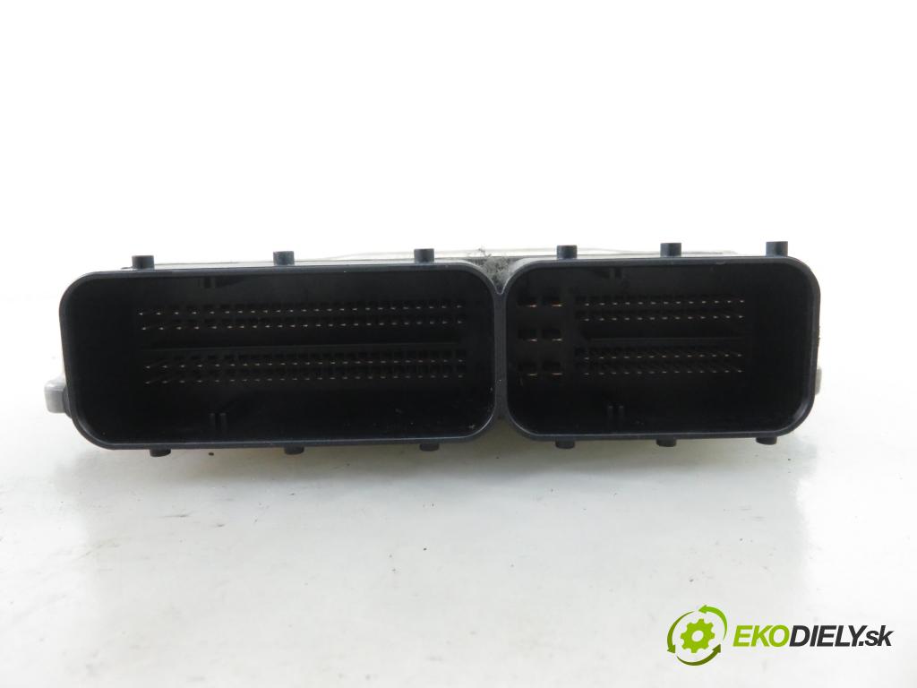 MERCEDES-BENZ VITO / MIXTO Skrzynia (W639) FURGON 2004 110,00 115 CDI 150 - OM 646.982 2148,00 řídící jednotka motora 6111535279 ; 0281011179