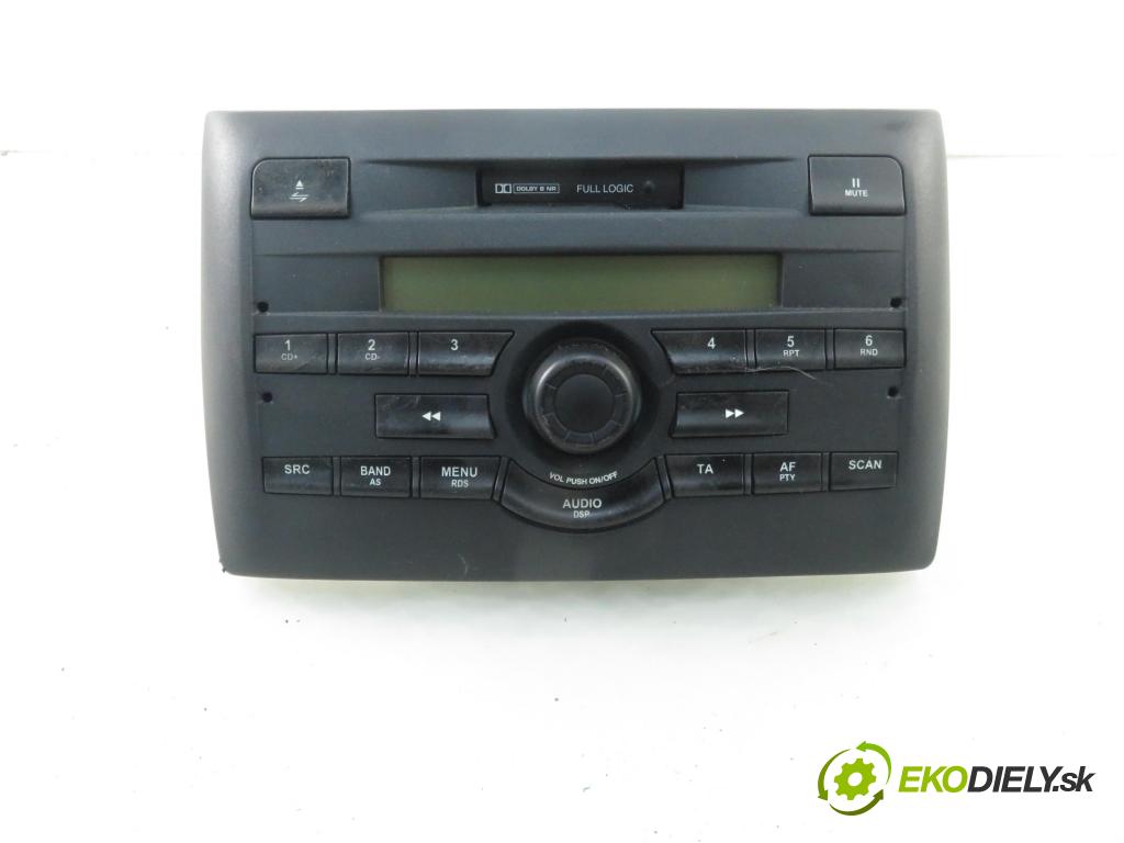 FIAT STILO (192_) HB 2001 59,00 1.9 JTD (192_XF1A) - 192 A3.000 1910,00 RADIO Modul 735296994 ; 2FCF18C838AE