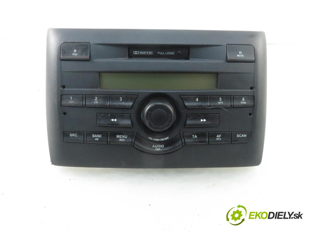 FIAT STILO (192_) HB 2001 59,00 1.9 JTD (192_XF1A) - 192 A3.000 1910,00 RADIO Modul 735296994 ; 2FCF18C838AE