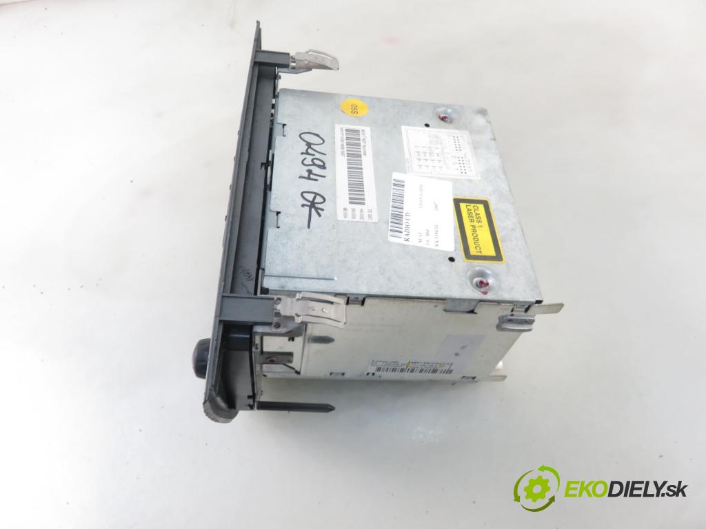 SEAT LEON (1P1) HB 2007 75,00 1.6 - BSE 1595,00 RADIO CD 1P1035186B