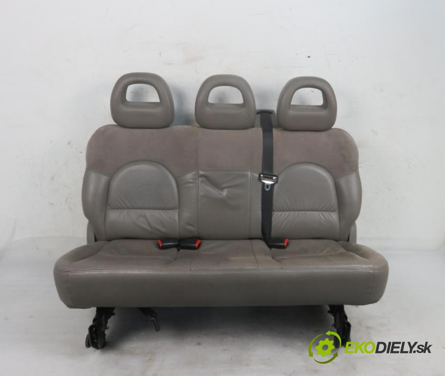 CHRYSLER VOYAGER IV (RG, RS) MINIVAN 2001 0,00 3.3 - EGA 3301,00 Sedadlá, sedačky Sedadlo