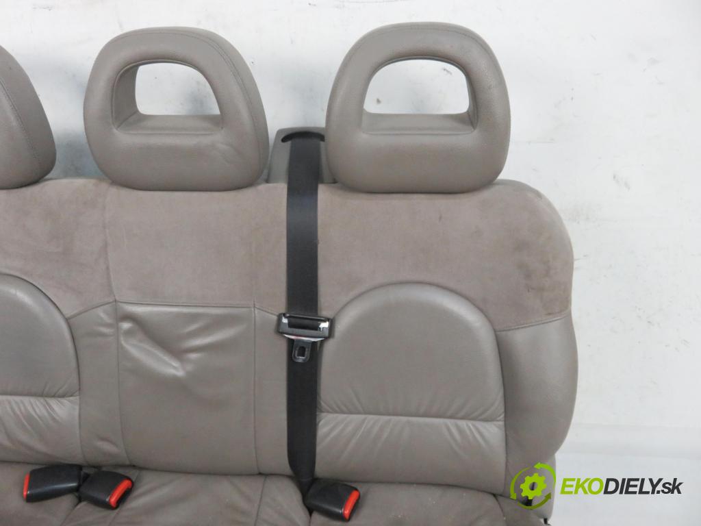 CHRYSLER VOYAGER IV (RG, RS) MINIVAN 2001 0,00 3.3 - EGA 3301,00 Sedadlá, sedačky Sedadlo