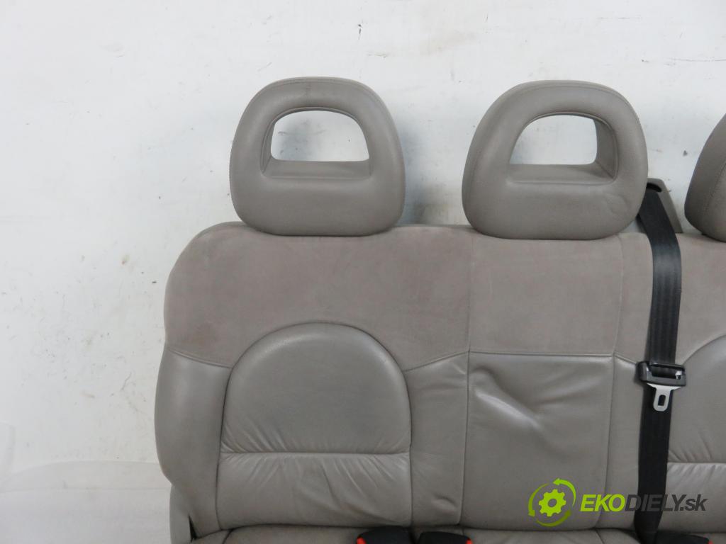CHRYSLER VOYAGER IV (RG, RS) MINIVAN 2001 0,00 3.3 - EGA 3301,00 Sedadlá, sedačky Sedadlo
