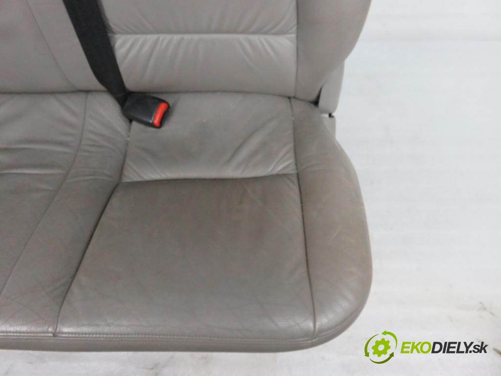 CHRYSLER VOYAGER IV (RG, RS) MINIVAN 2001 0,00 3.3 - EGA 3301,00 Sedadlá, sedačky Sedadlo