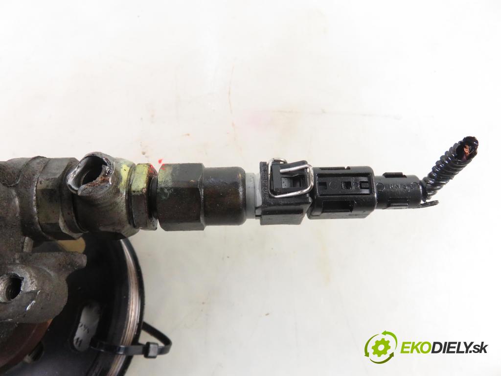 SKODA OCTAVIA I (1U2) LIFTBACK 1998 74,00 1.6 - AKL 1595,00 Pumpa servočerpadlo 1J0422154A (Servočerpadlá, pumpy riadenia)