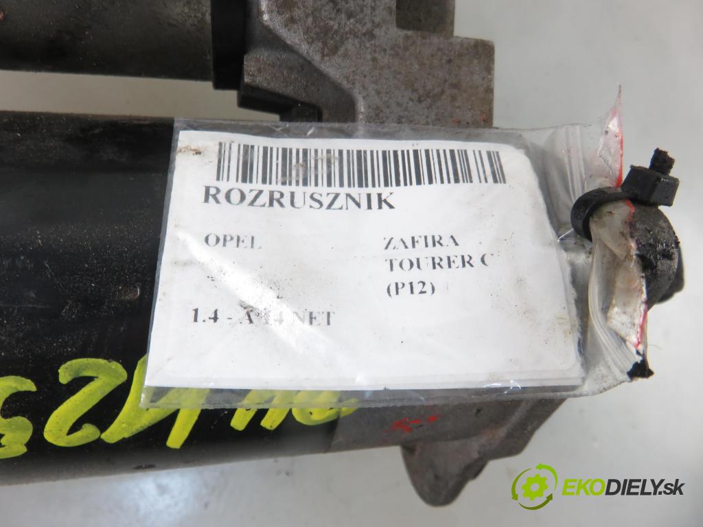OPEL ZAFIRA TOURER C (P12) MINIVAN 2012 103,00 1.4 - A 14 NET 1364,00 Štartér 55572440 ; 0001137006 (Štartéry)