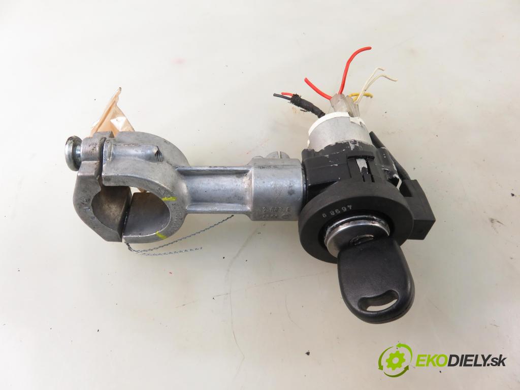 SKODA FELICIA II (6U1) HB 1999 50,00 1.3 MPI 68 1289,00 spinačka 441022221176 (Spínacie skrinky a kľúče)