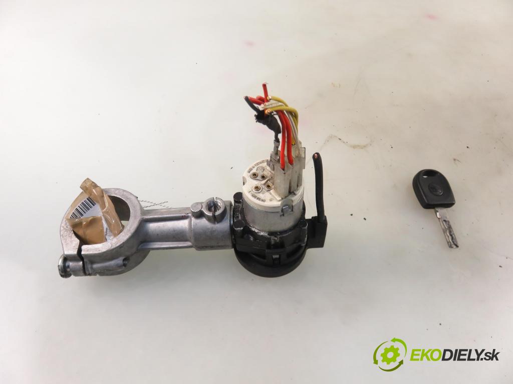 SKODA FELICIA II (6U1) HB 1999 50,00 1.3 MPI 68 1289,00 spinačka 441022221176 (Spínacie skrinky a kľúče)