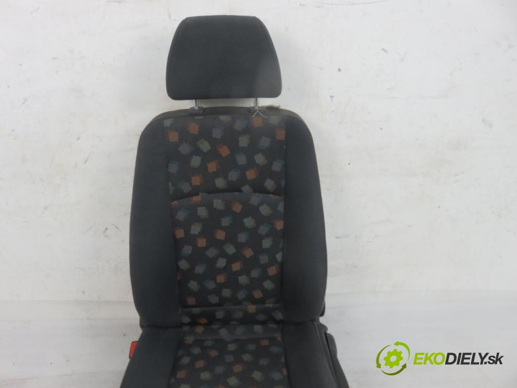 MERCEDES-BENZ VITO / MIXTO Skrzynia (W639) FURGON 2004 110,00 115 CDI 150 - OM 646.982 2148,00 Sedadlo šoféri