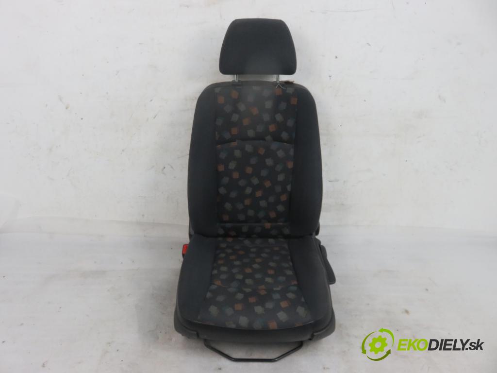 MERCEDES-BENZ VITO / MIXTO Skrzynia (W639) FURGON 2004 110,00 115 CDI 150 - OM 646.982 2148,00 Sedadlo šoféri