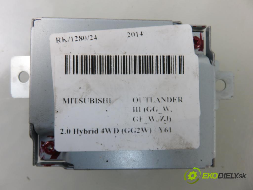 MITSUBISHI OUTLANDER III (GG_W, GF_W, ZJ) SUV 2014 60,00 2.0 Hybrid 4WD (GG2W) - Y61 0,00 Zosilňovač Antenní: 8638A069 (Zosilňovače)