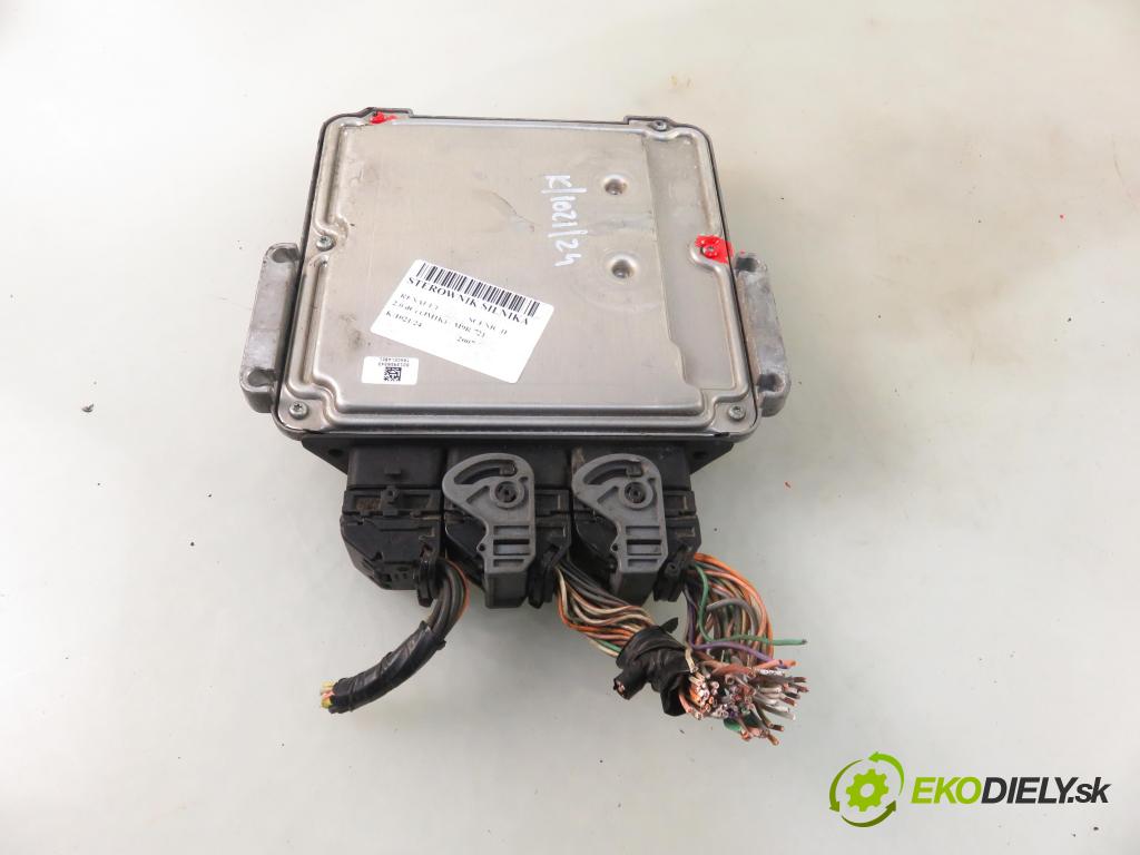 RENAULT SCENIC II (JM0/1_) MINIVAN 2007 110,00 2.0 dCi (JM1K) - M9R 721 1995,00 řídící jednotka motora 0281013507 ; 8200688494 ; 8200688457